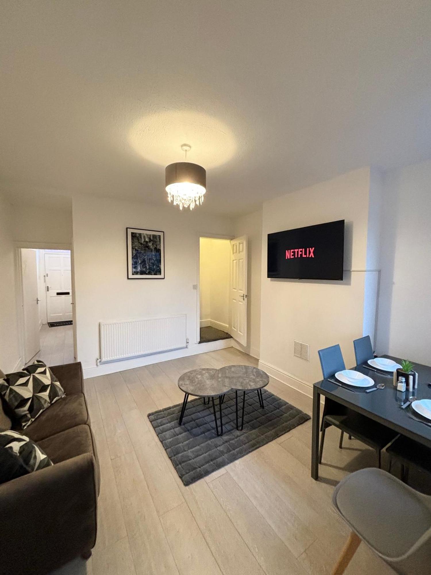 Forest Fields Luxury Apartments 노팅엄 외부 사진