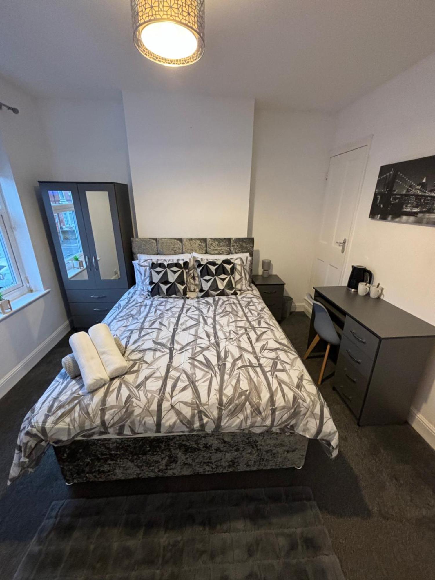 Forest Fields Luxury Apartments 노팅엄 외부 사진